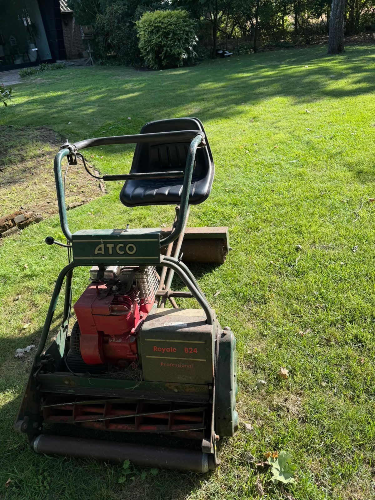 ATCO Royale B24 “rolls royce” onder de kooigrasmaaiers, Ophalen, Zo goed als nieuw, 50 cm of meer