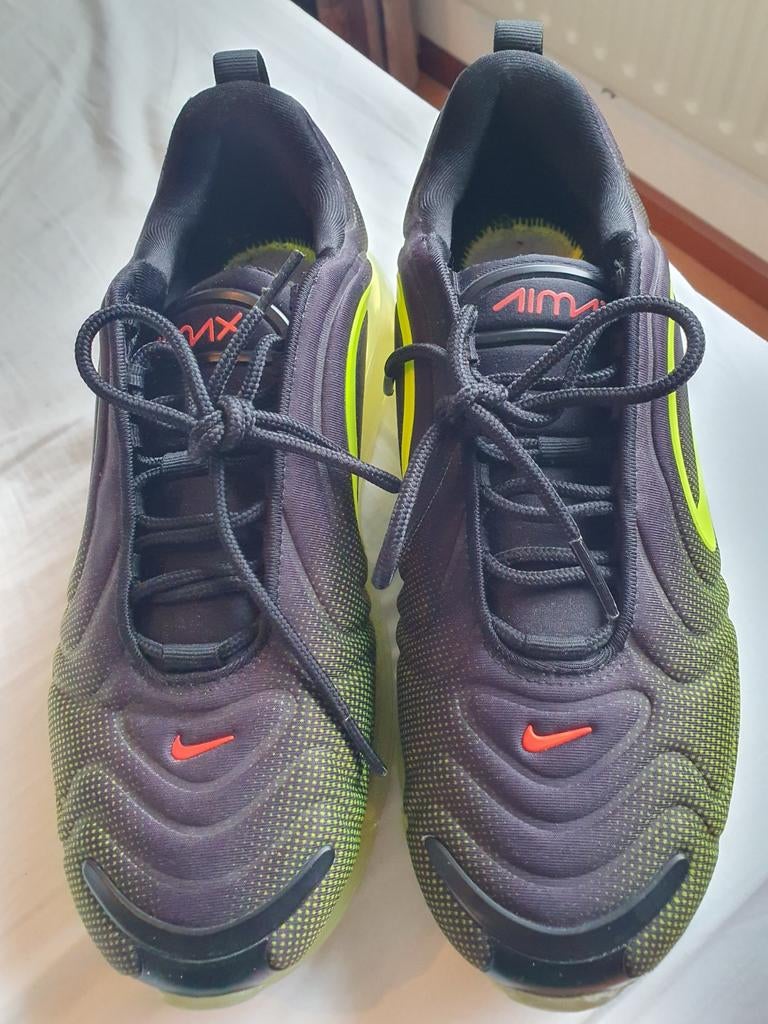 Nike airmax 270 maat 42/8.5 nieuwstaat, Zwart, Nike, Ophalen of Verzenden, Sneakers of Gympen