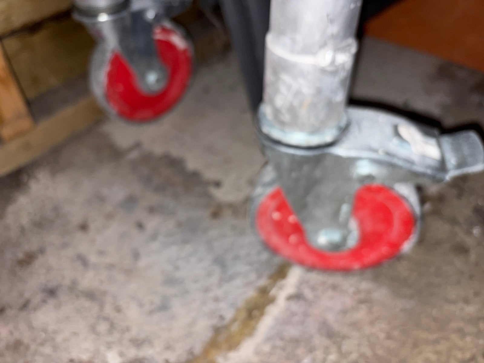 Steigeronderdelen: Rolsteiger met wielen, Doe-het-zelf en Verbouw, Steigers, Ophalen, Gebruikt, Rolsteiger of Kamersteiger, 2 tot 5 meter