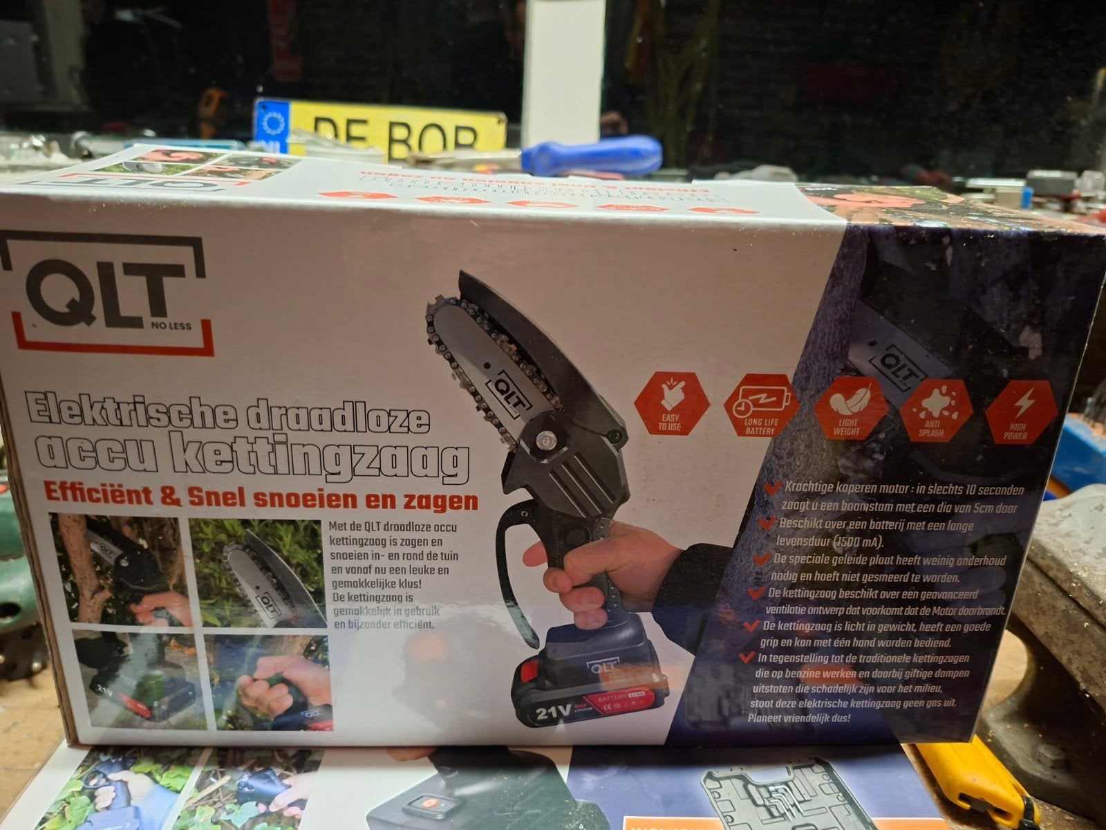 kettingzaag op accu., Ophalen, Nieuw