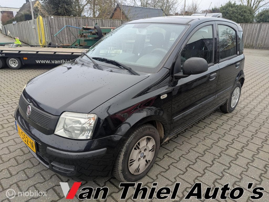 Fiat Panda 1.1 Actual, Voorwielaandrijving, 4 stoelen, Zwart, Bedrijf