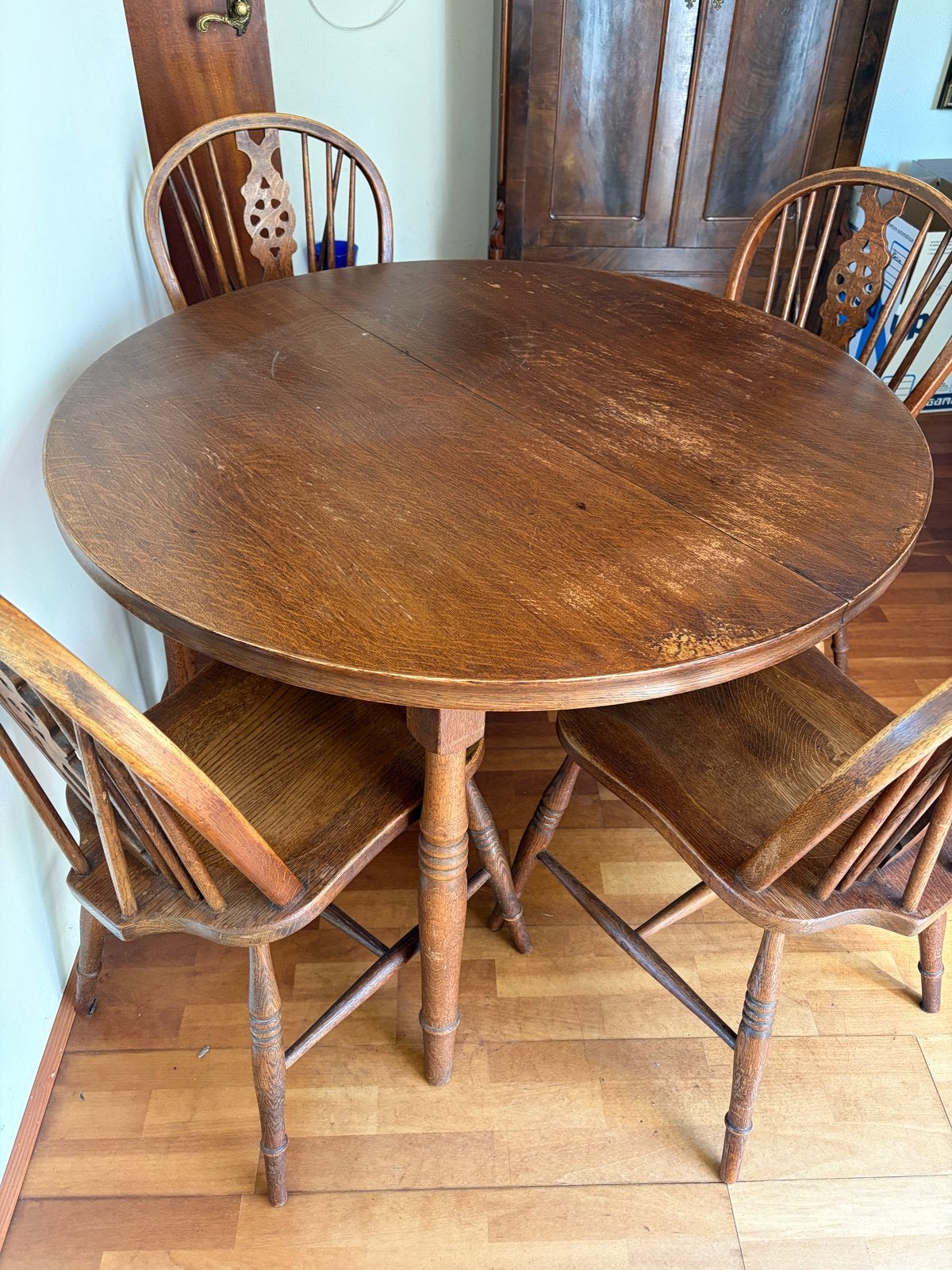 Vintage eikenhouten ronde eettafel met 4 stoelen, Ophalen