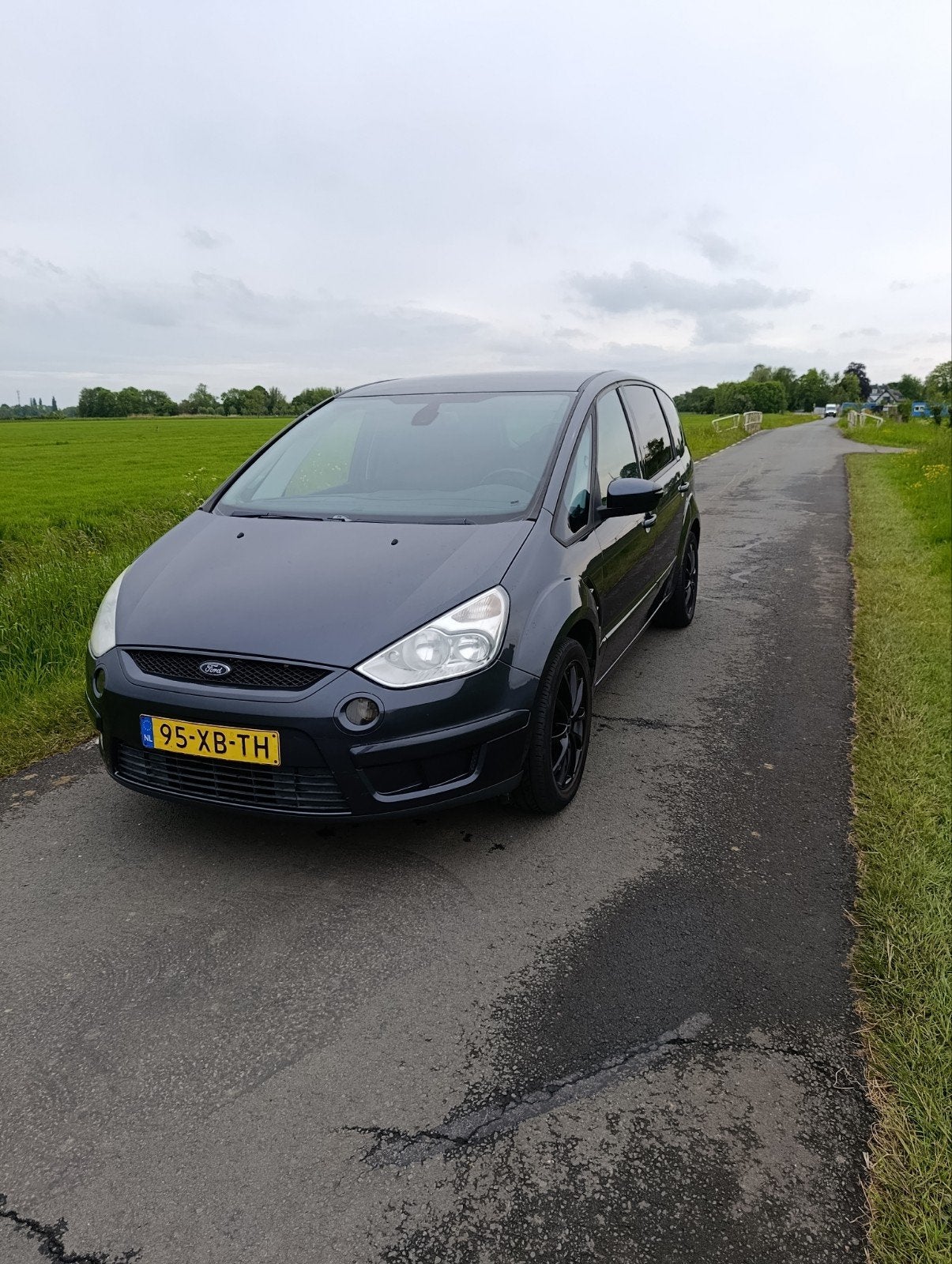 Ford S-Max 2.0 16V 107KW 2007 Grijs, Auto's, Ford, Voorwielaandrijving, 145 pk, 4 cilinders, 1505 kg