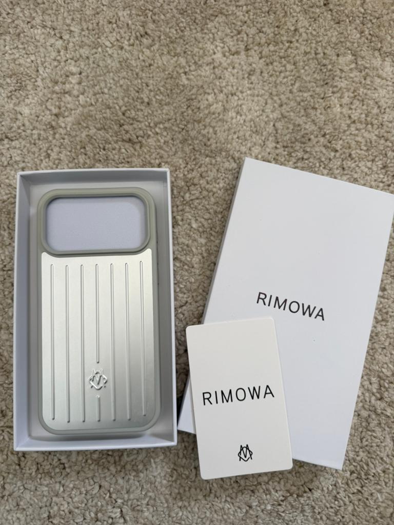 RIMOWA CASE 17 pro max, Telecommunicatie, Ophalen of Verzenden, 128 GB