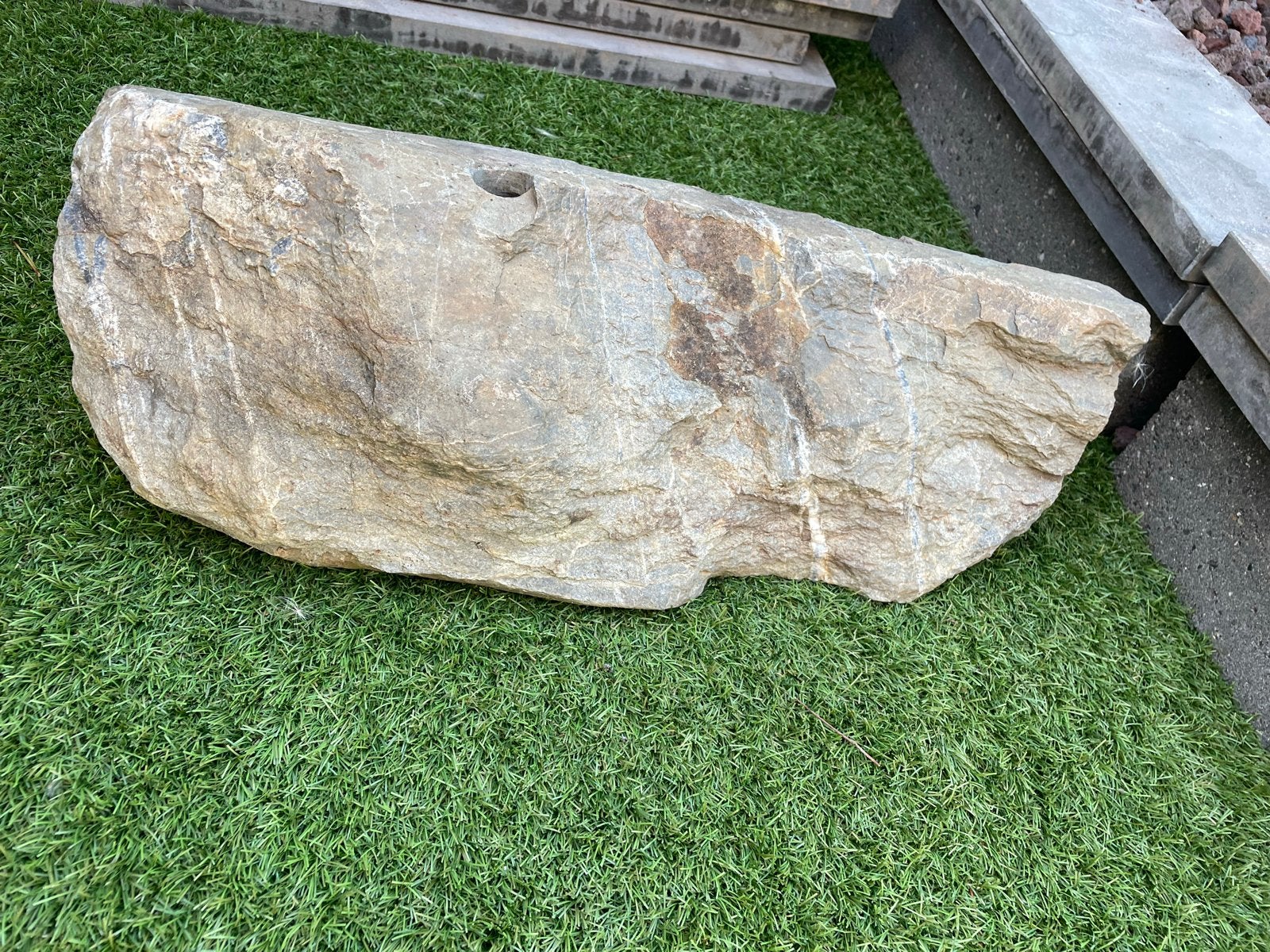Fonteinsteen / vijversteen 60x30 cm, Ophalen, Zo goed als nieuw, Graniet, Fontein