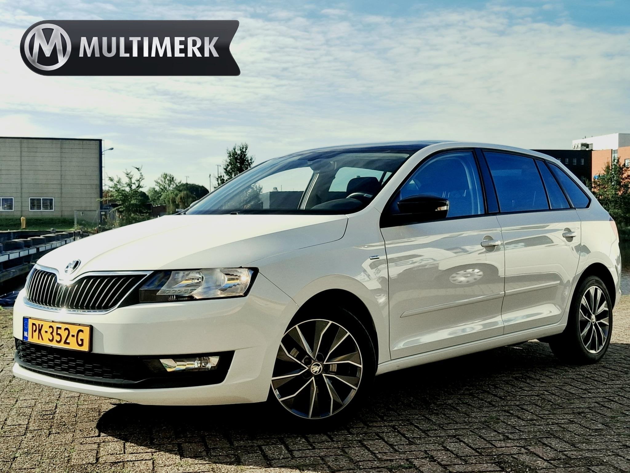 Skoda Rapid Spaceback 1.0 TSI Greentech Drive * NET BINNENGE, Stof, Gebruikt, 95 pk, Automatische klimaatregeling