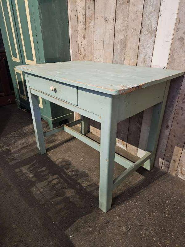 oude hongaarse tafel ``WOONWINKEL RUSTIEK``, Ophalen
