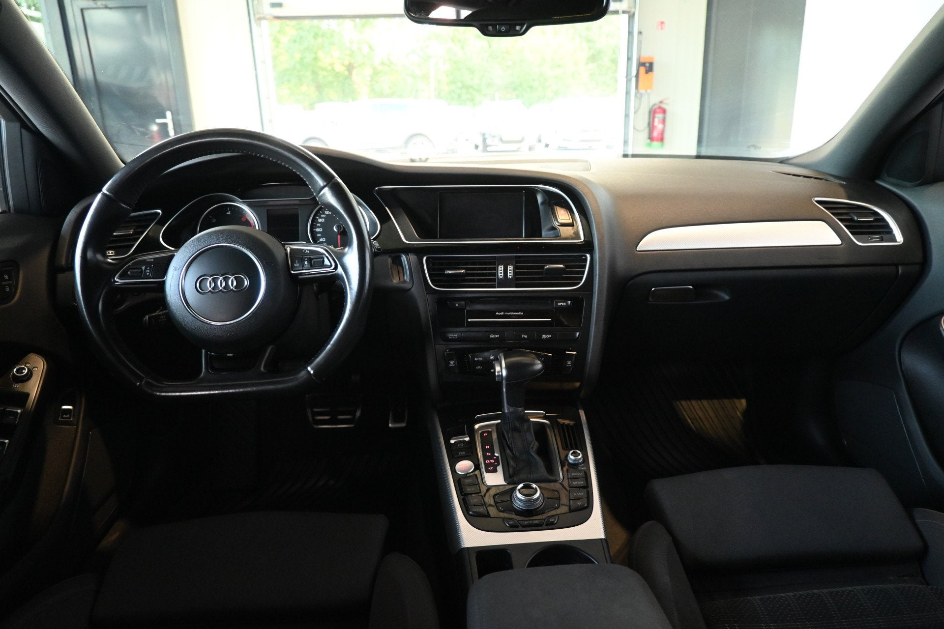 Audi A4 Avant 2.0 TDI Automaat Clima Cruise control Navigati, Auto's, Stof, Gebruikt, Met garantie (alle), A4