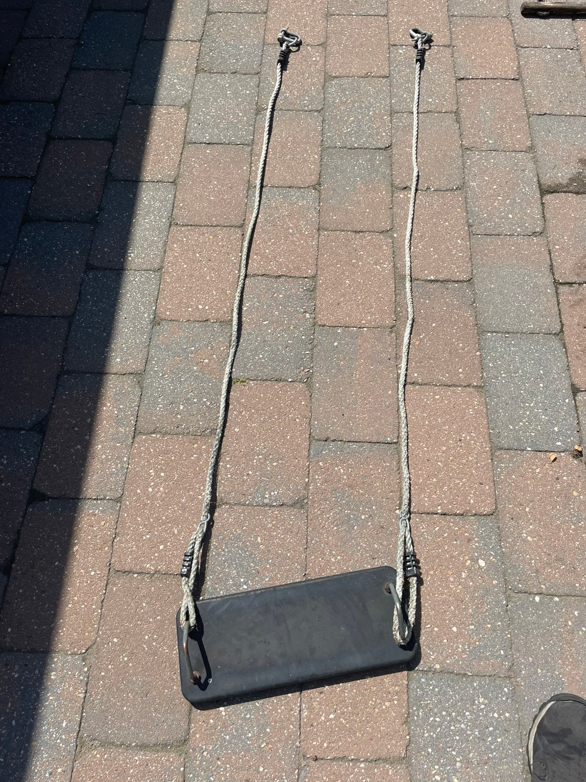 Schommelzitje rubber met touwen, Kinderen en Baby's, Ophalen, Zo goed als nieuw