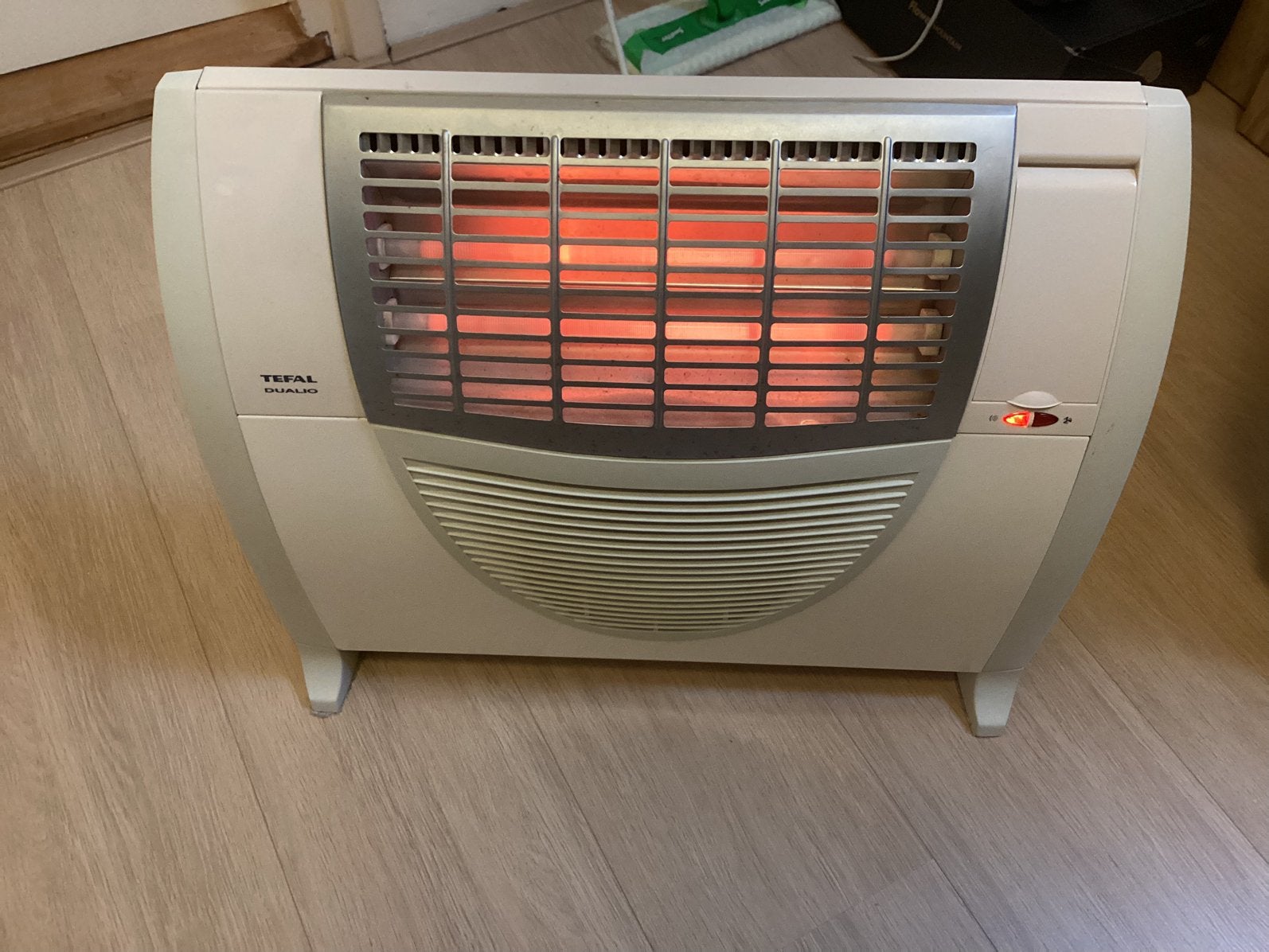 Tefal elektrische kachel o.a. voor op badkamer, Ophalen, Zo goed als nieuw, Elektrisch, Overige soorten