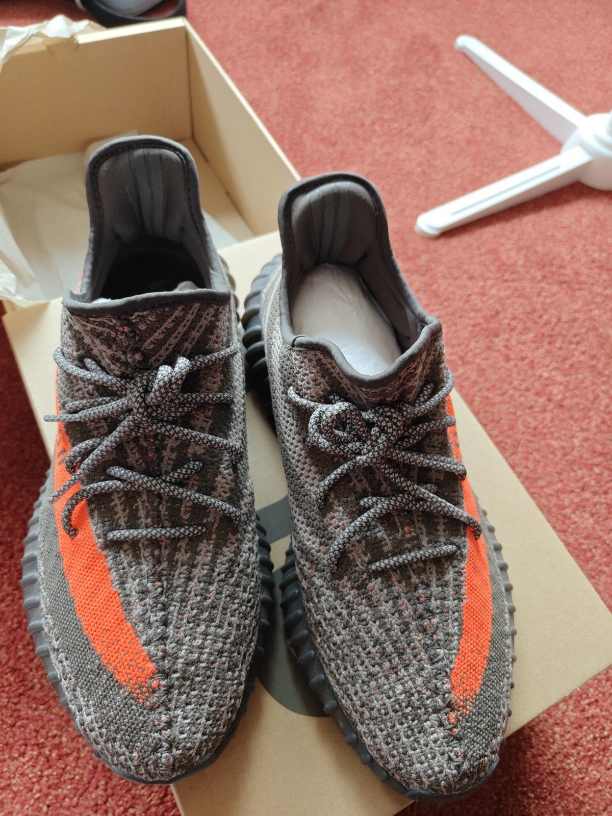 Adidas Yeezy Boost 350 V2 HQ7045 - Maat 46, Kleding | Heren, Schoenen, Overige kleuren, Ophalen of Verzenden, Adidas Yeezy, Sneakers of Gympen