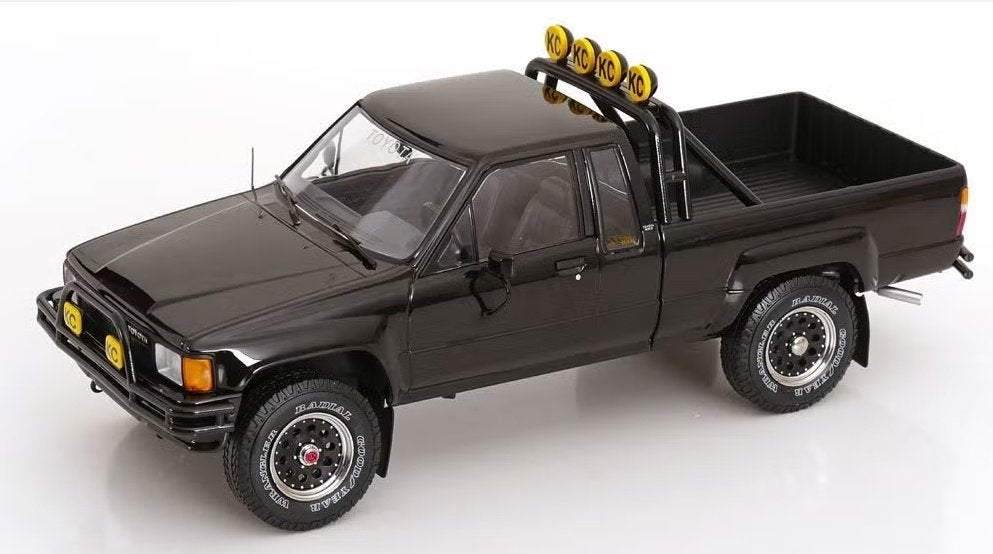 Toyota Hilux Xtra Cab 4x4 Back to the Future, 1/18, KK Scale, Overige merken, Auto, ., Nieuw
