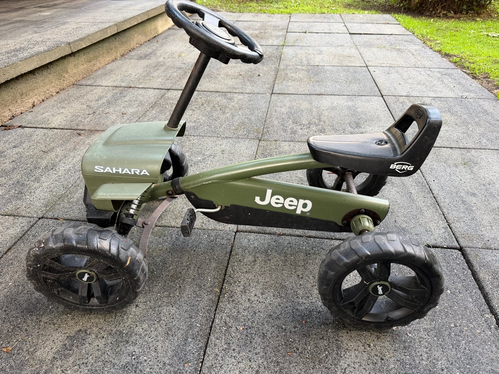 Berg Jeep Sahara skelter - Gebruikt