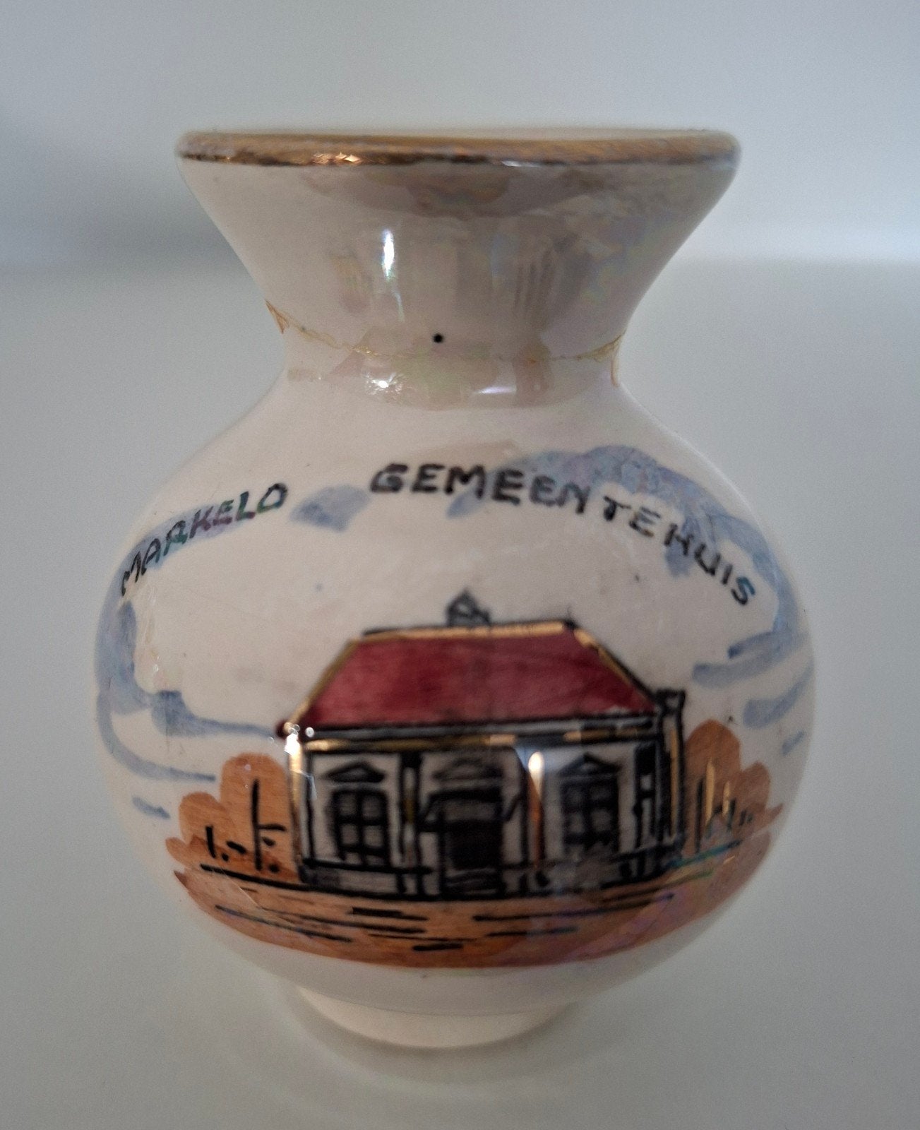 Souvenir vaasje Markelo Gemeentehuis - Luster 149, Ophalen of Verzenden