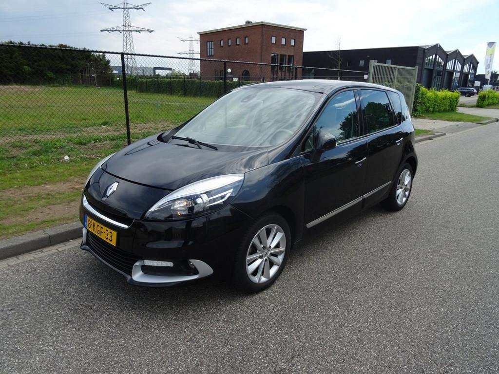 Renault Scénic 2.0 Privilege automaat dubb pano, Euro 5, Gebruikt, 4 cilinders, Zwart