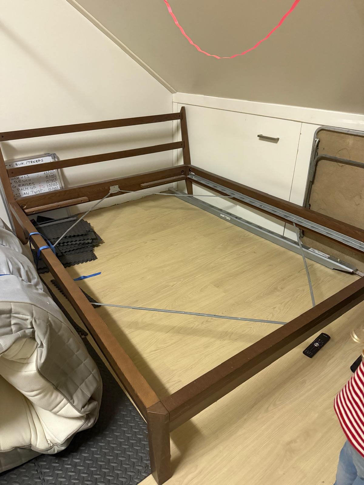 Ikea stockholm bedframe, Huis en Inrichting, Slaapkamer | Bedden, Ophalen, Gebruikt, Bruin, Tweepersoons