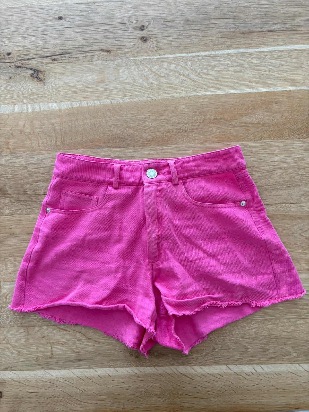 Loavies korte broek, Kleding | Dames, Kort, Ophalen of Verzenden, Zo goed als nieuw, Roze