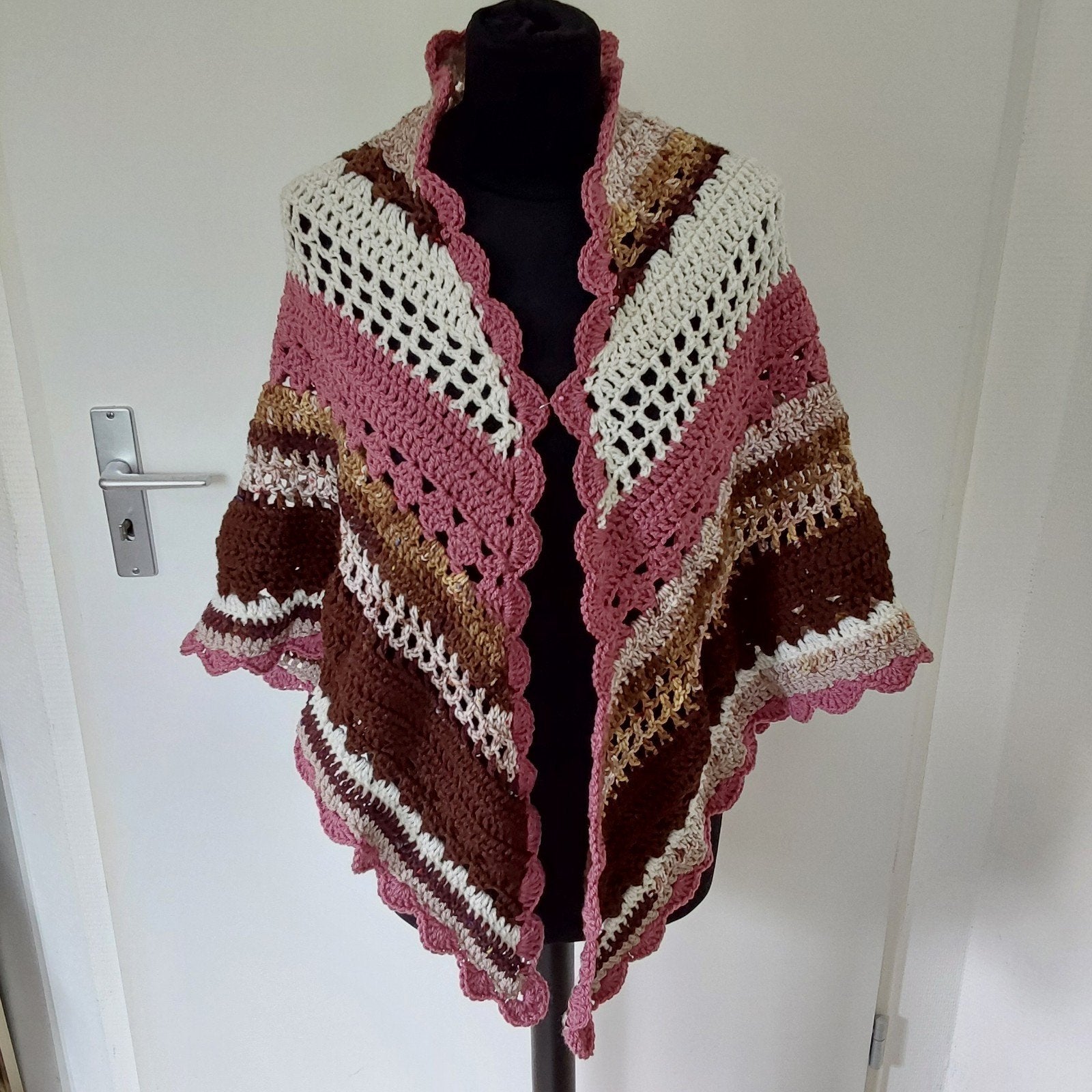 Nieuw!!! Prachtige, handgehaakte omslagdoek, Ophalen of Verzenden, Nieuw, Trui of Vest