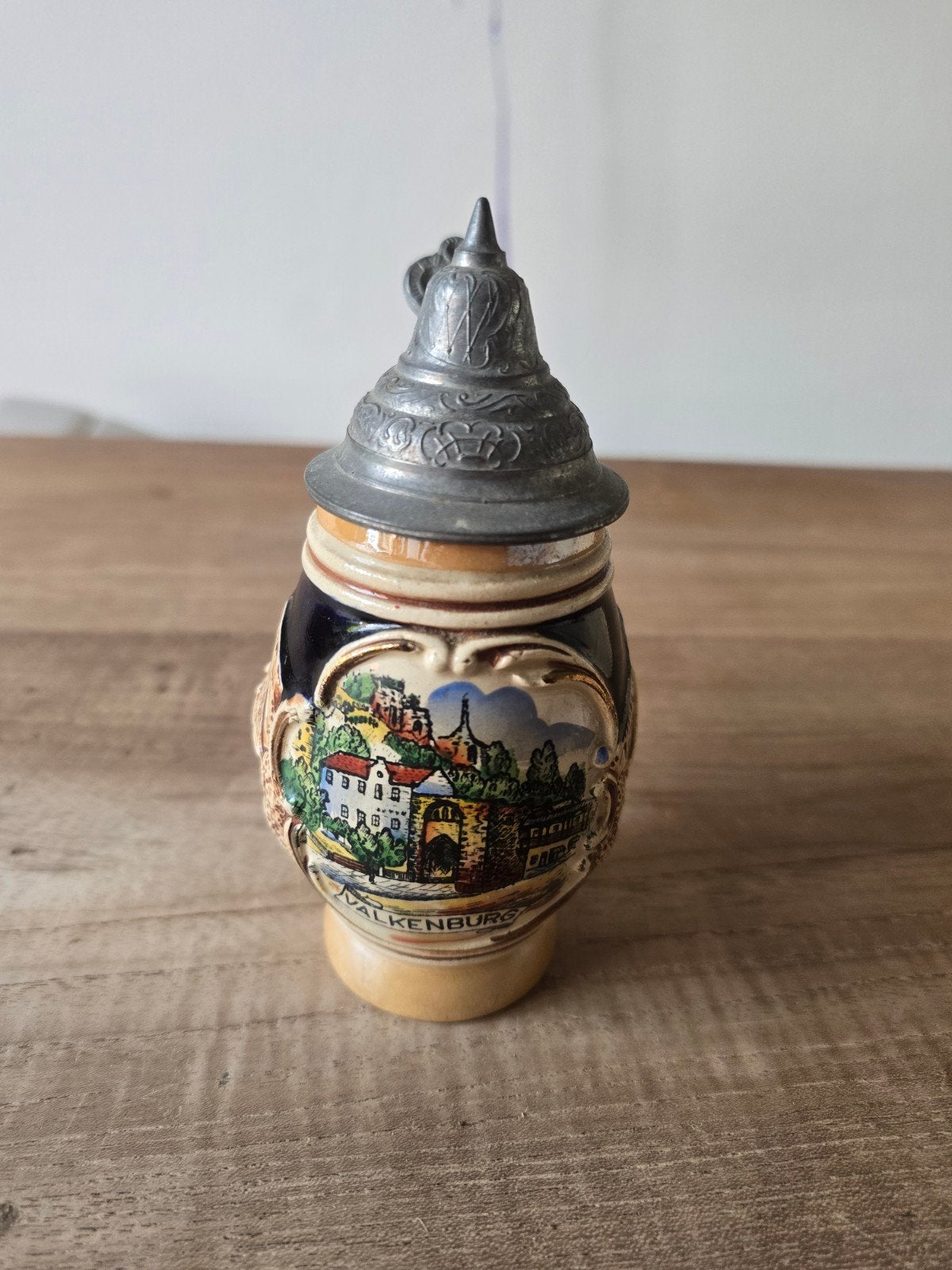 Vintage miniatuur bierpul Valkenburg met tinnen deksel, Ophalen of Verzenden