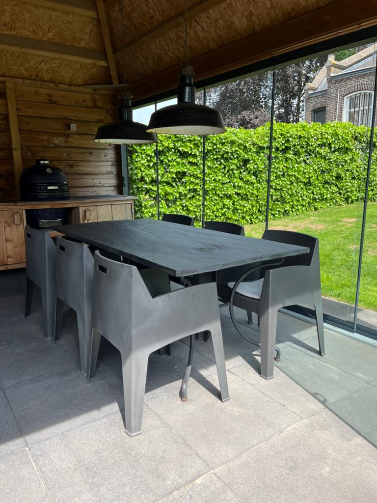 Tuinset met robuuste natuursteen tafel, Ophalen, Overige materialen, Gebruikt, 6 zitplaatsen