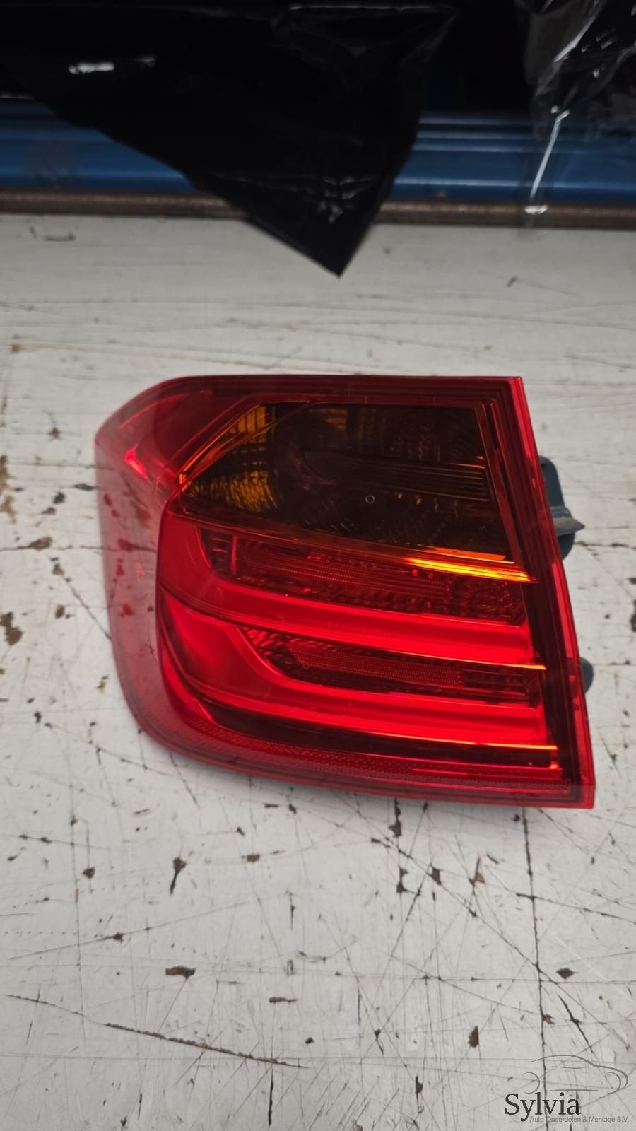 Achterlicht links op scherm BMW 3 serie F30 F80 7259893 6321, Gebruikt, -, -, Ophalen of Verzenden