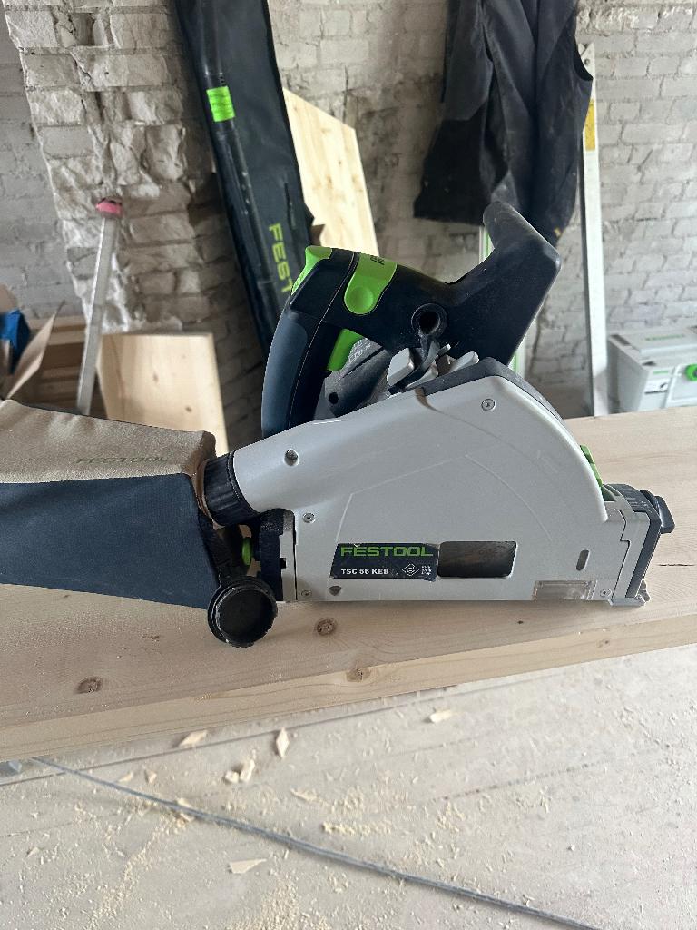 Festool ts55, Doe-het-zelf en Verbouw, Gereedschap | Zaagmachines, Invalzaag, Ophalen of Verzenden, Zo goed als nieuw, 30 tot 70 mm