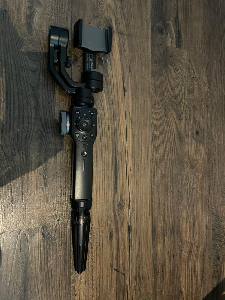 Zhiyun Smooth 4 3-Axis Smartphone Gimbal Stabilizer, Ophalen of Verzenden, Zo goed als nieuw
