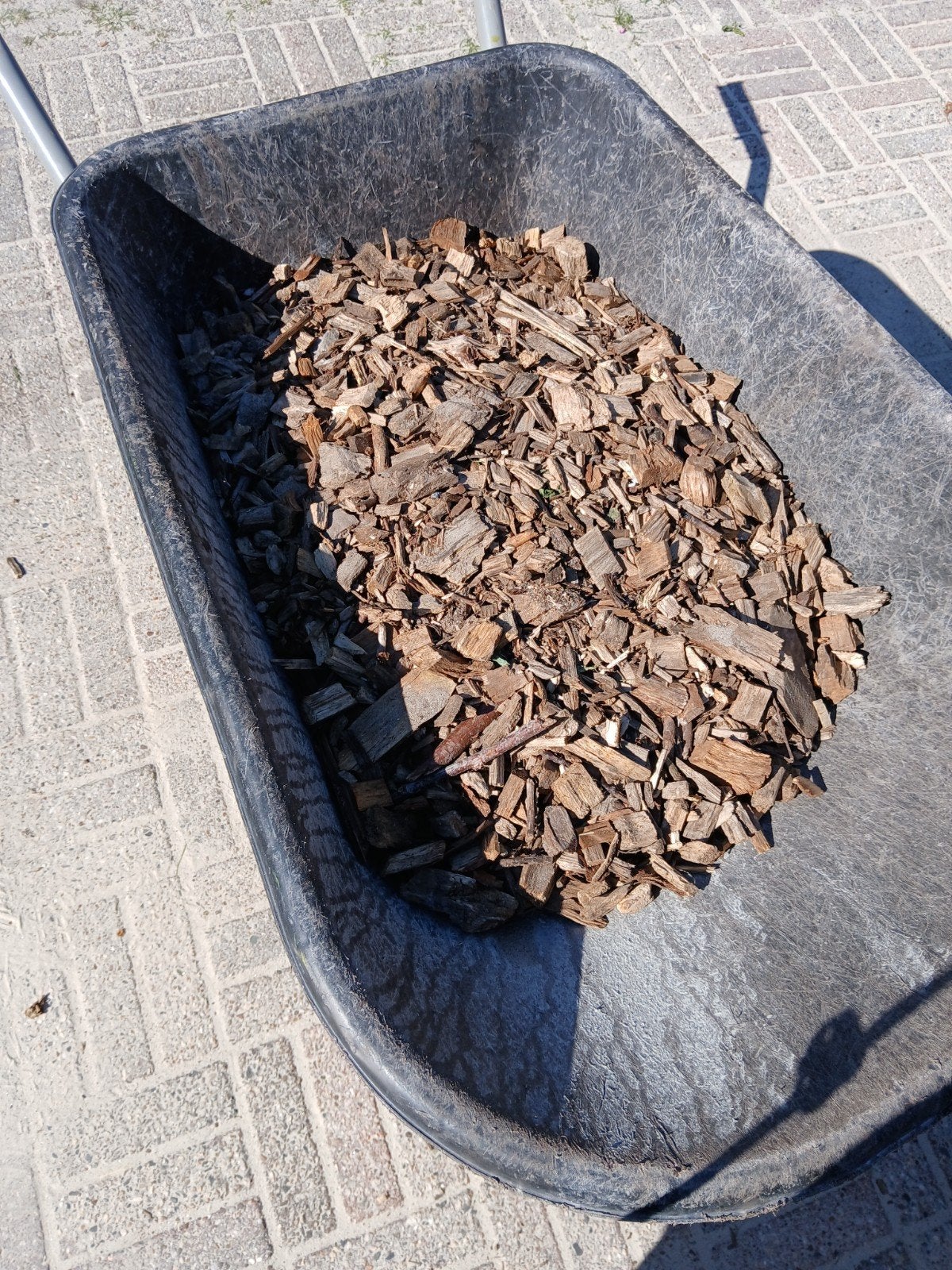 Houtsnippers - driekwart kruiwagen vol, Tuin en Terras, Ophalen, Nieuw