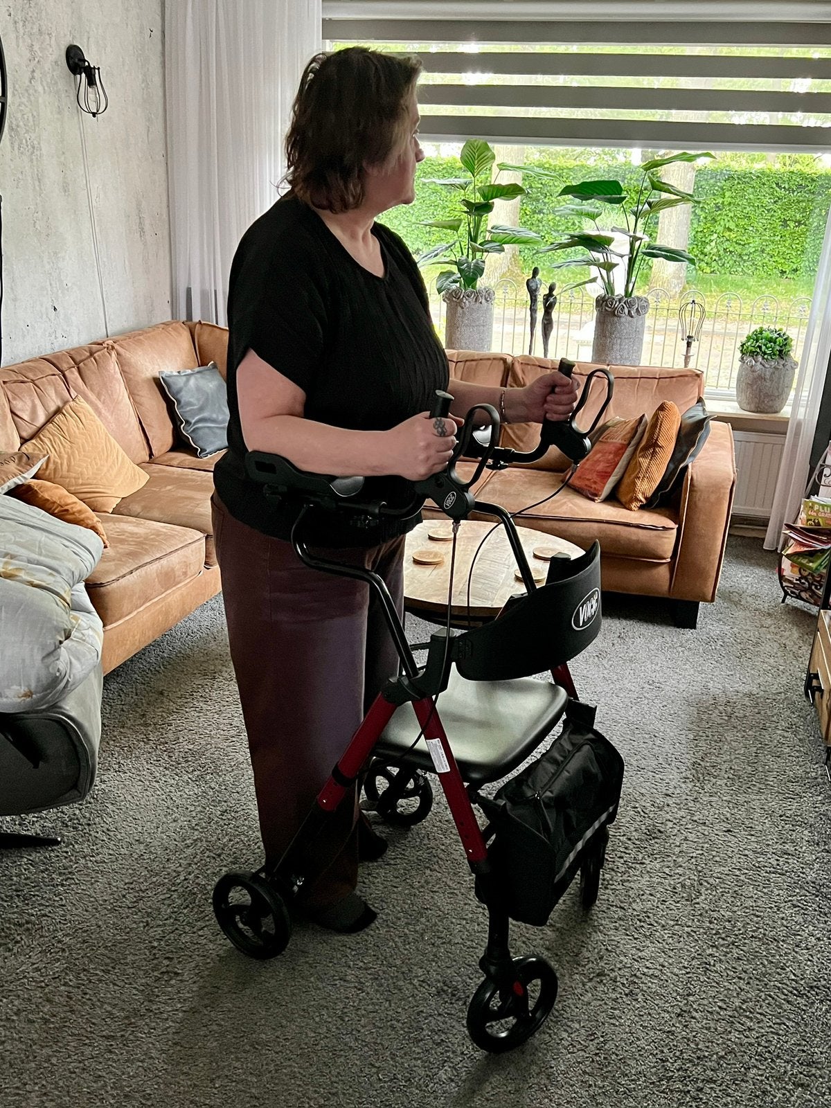 Rollator, Schaalrollator, Sta recht op rollator, Diversen, Ophalen, Opvouwbaar, Nieuw