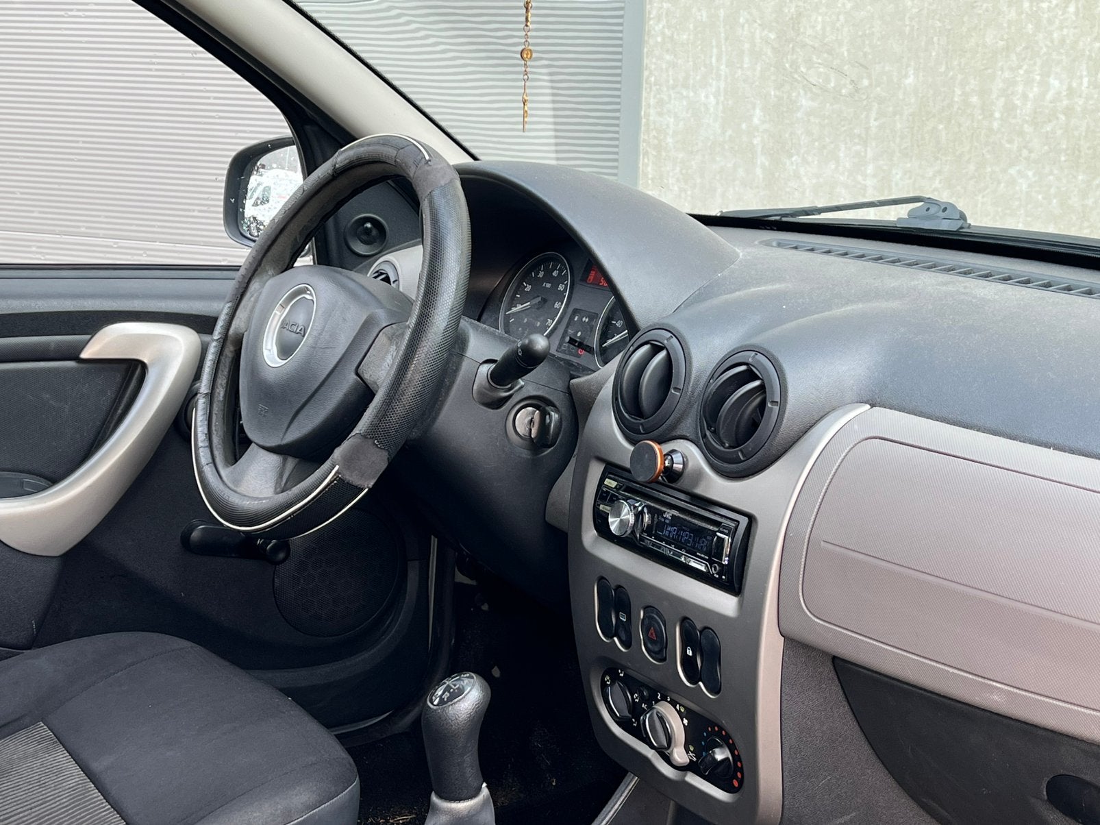 Goedrijdende Dacia Sandero 1.2 75PK Benzine/APK/NAP/5-Deurs!, Voorwielaandrijving, Stof, 74 pk, 31 €/maand