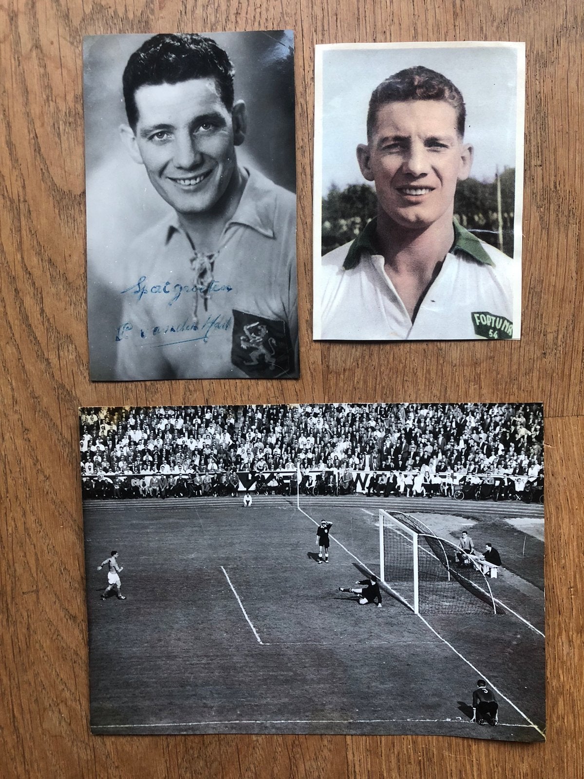 3 fotokaarten (1 gesigneerd) Cor van der Hart oa Fortuna ‘54, Verzamelen, Sportartikelen en Voetbal, Ophalen of Verzenden, Zo goed als nieuw