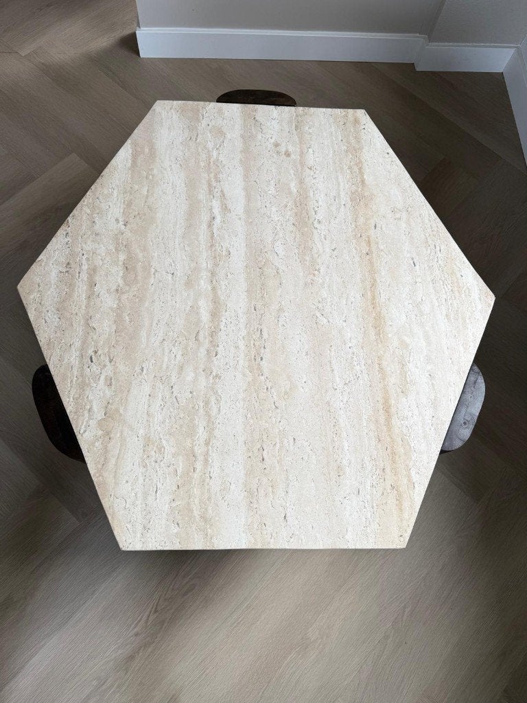 Hexagon salontafel travertinlook | Design | Japandi | Outlet, Ophalen, 3194DD, 100 tot 150 cm, Nieuw
