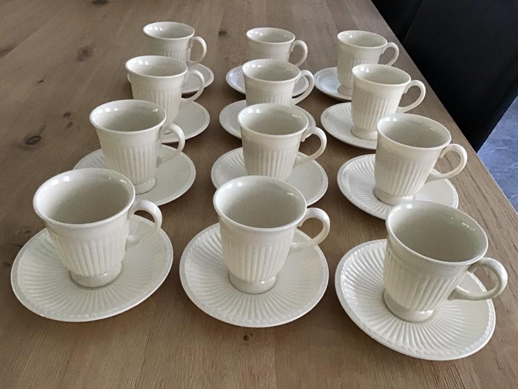 12 koffiekopjes en -schotels Wedgewood Edme, Ophalen, Zo goed als nieuw, Wedgwood, Kop(pen) en/of Schotel(s)