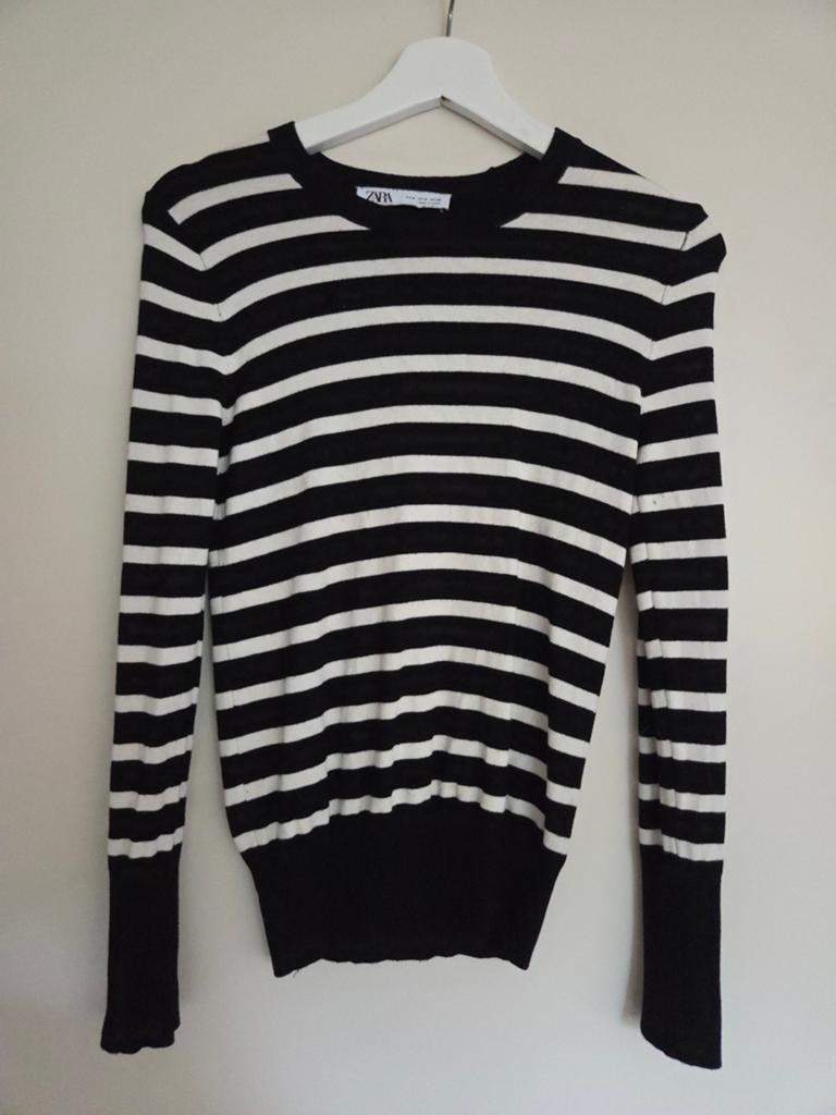 Zara gestreepte trui maat M (past ook als S), Kleding | Dames, Truien en Vesten, Gedragen, Maat 38/40 (M), Zwart, Ophalen of Verzenden