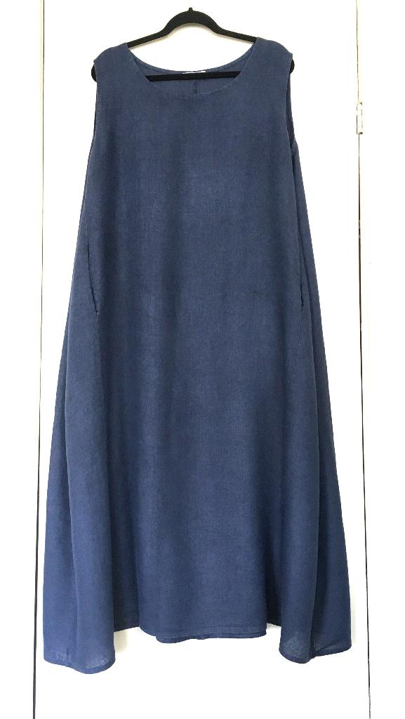Donkerblauwe Linnen Jurk van Hybrid, Kleding | Dames, Grote Maten, Ophalen of Verzenden, Zo goed als nieuw, Blauw, Jurk