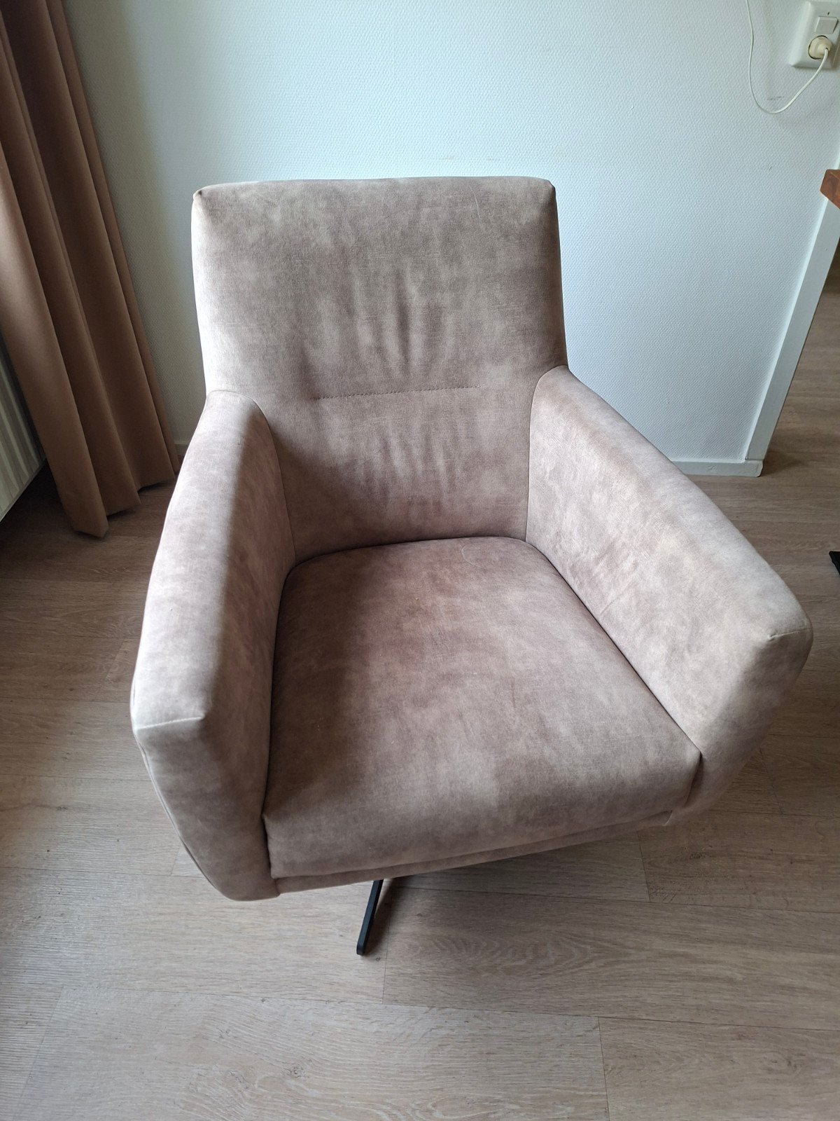 Fauteuil ( Draai ) Morini van Pronto in zeer goede staat., Huis en Inrichting, Ophalen, 75 tot 100 cm, Zo goed als nieuw, Stof