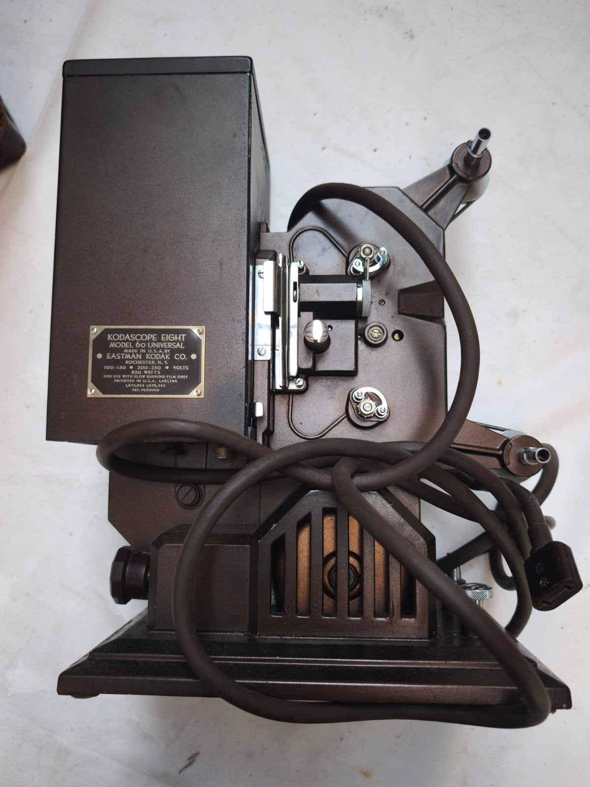 Filmprojector Kodascope eight model 60 universal Kodak, Ophalen