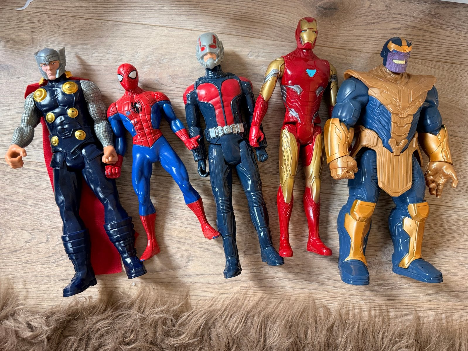 Avengers Actiefiguren Set - Thor, Spiderman, Ant-Man, Iron M, Ophalen, Gebruikt