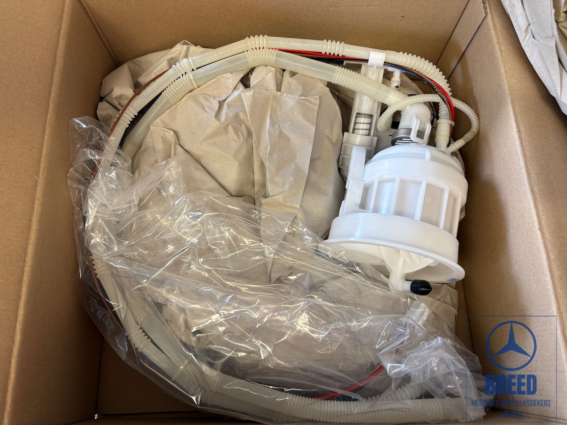 NOS brandstofpomp voor Mercedes-Benz W211 E-Klasse C219 CLS, -, Nieuw, Ophalen of Verzenden, -