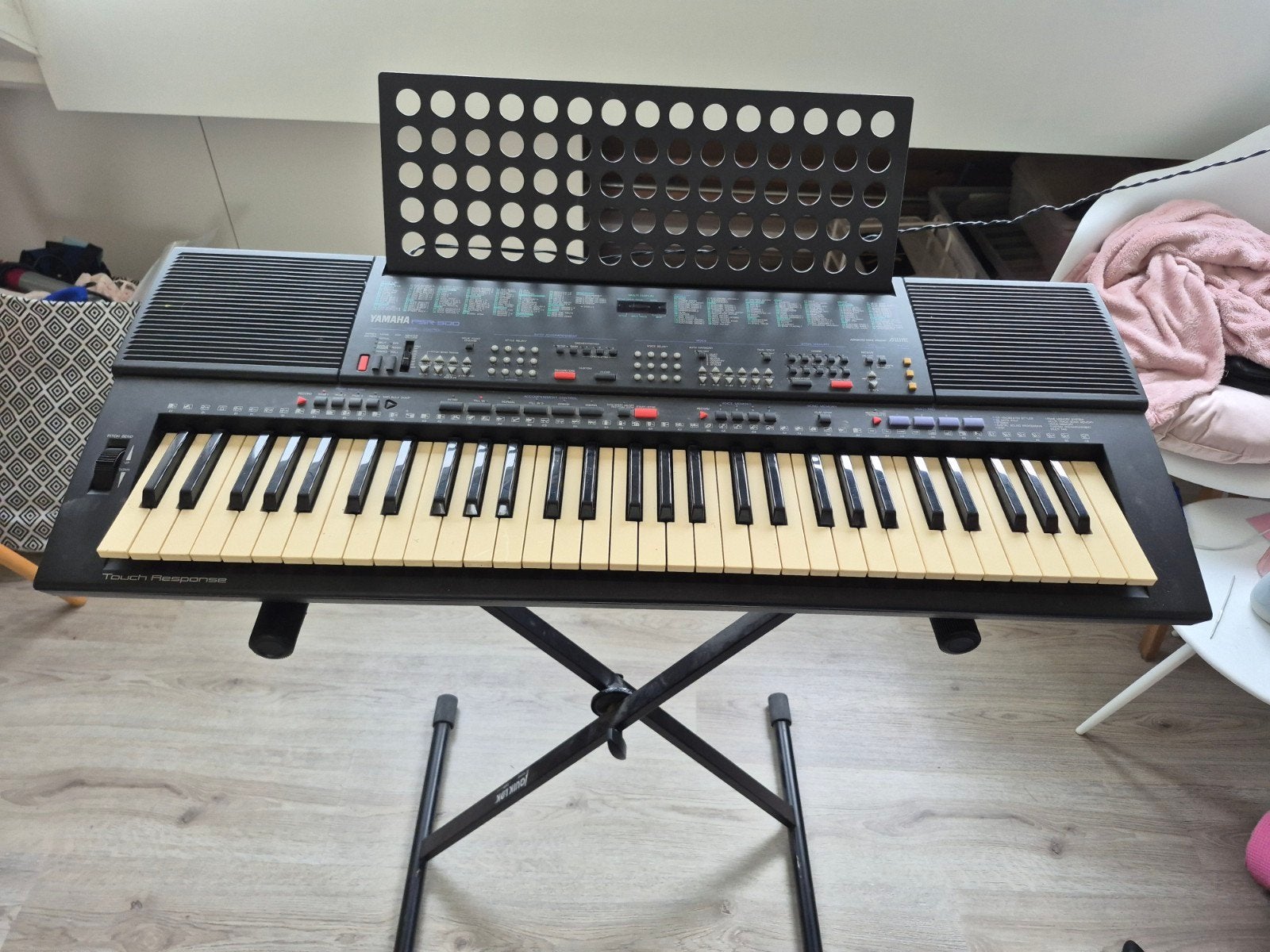 Yamaha PSR-500 Keyboard met standaard, Ophalen, Yamaha, Aanslaggevoelig, 61 toetsen