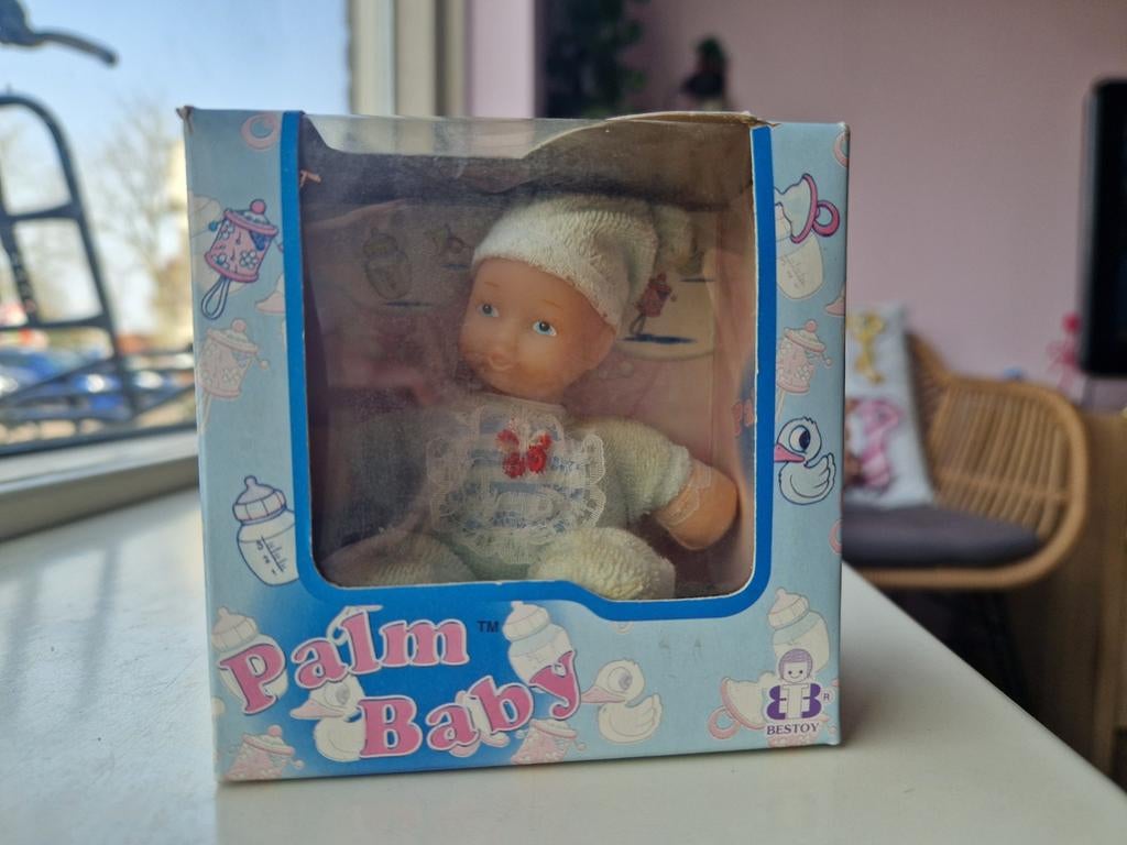Vintage babypopje, in orginele verpakking., Verzamelen, Poppen, Ophalen of Verzenden, Nieuw, Pop
