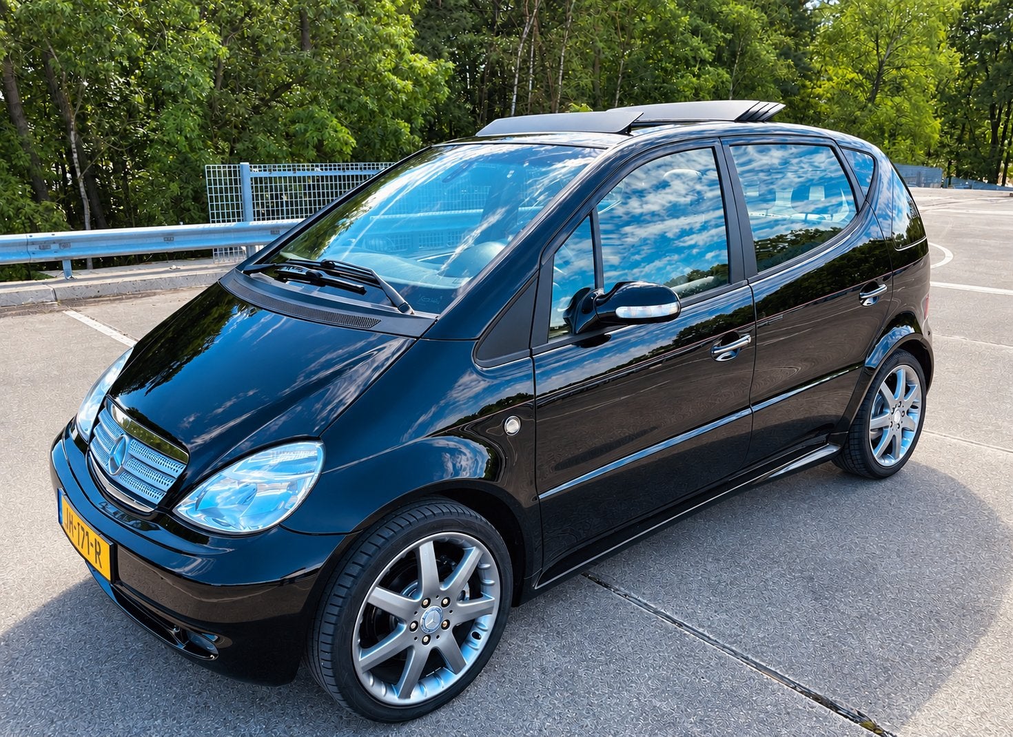 Mercedes-Benz A-Klasse A210 AMG Evolution Lang 2002 Zwart, 4 cilinders, 1095 kg, Handgeschakeld, Particulier