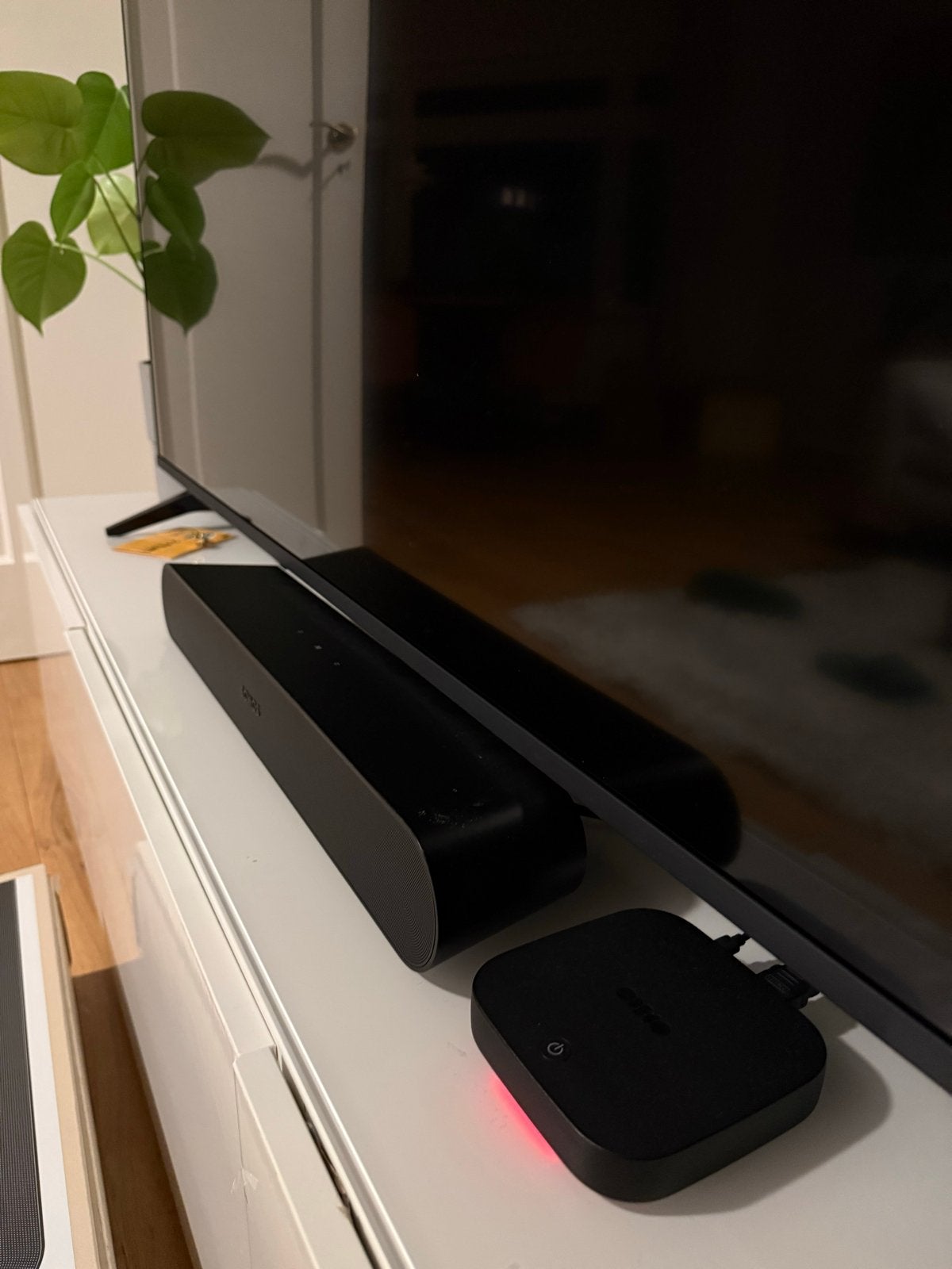 Foto 2 van Sonos Ray Soundbar - Zo goed als nieuw