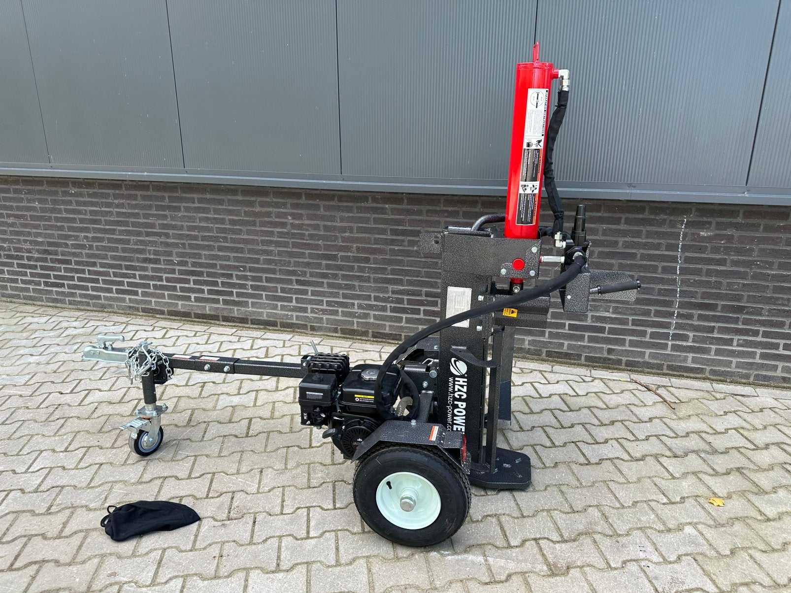Kloofmachine - Houtsplitter - Houtklover 30 ton, Benzine, Staand, Nieuw, Wibautstraat 144 Amsterdam