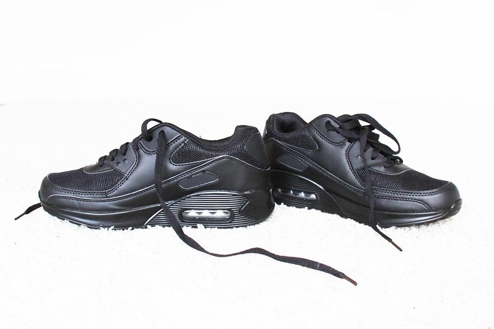Mooie Zwarte Sport Schoenen (Maat 39) € 20,-, Zwart, Nieuw, Ophalen of Verzenden, Sneakers of Gympen