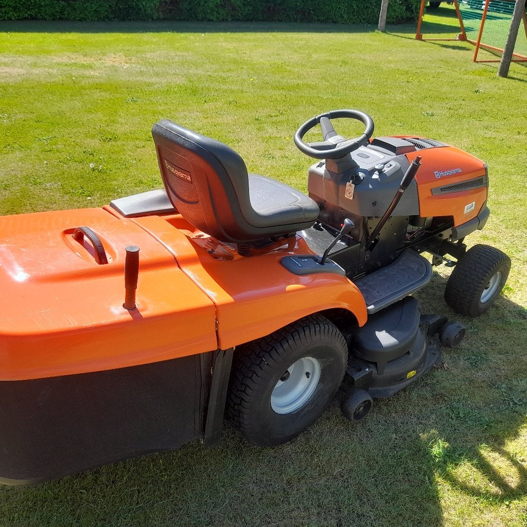 Zitmaaier husqvarna cth 191, Tuin en Terras, Zitmaaiers, Ophalen, Gebruikt, Opvangbak, 90 tot 120 cm