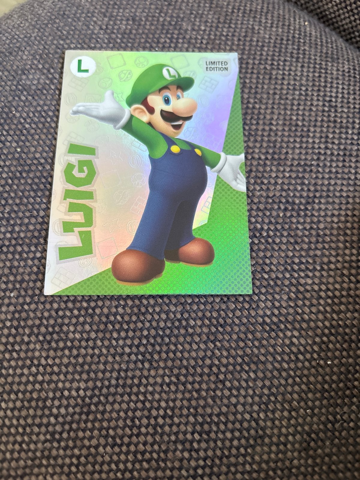 Limited Edition Luigi Spelerskaart - Zo goed als nieuw, Verzamelen, Ophalen of Verzenden, Zo goed als nieuw, Overige sporten, Spelerskaart