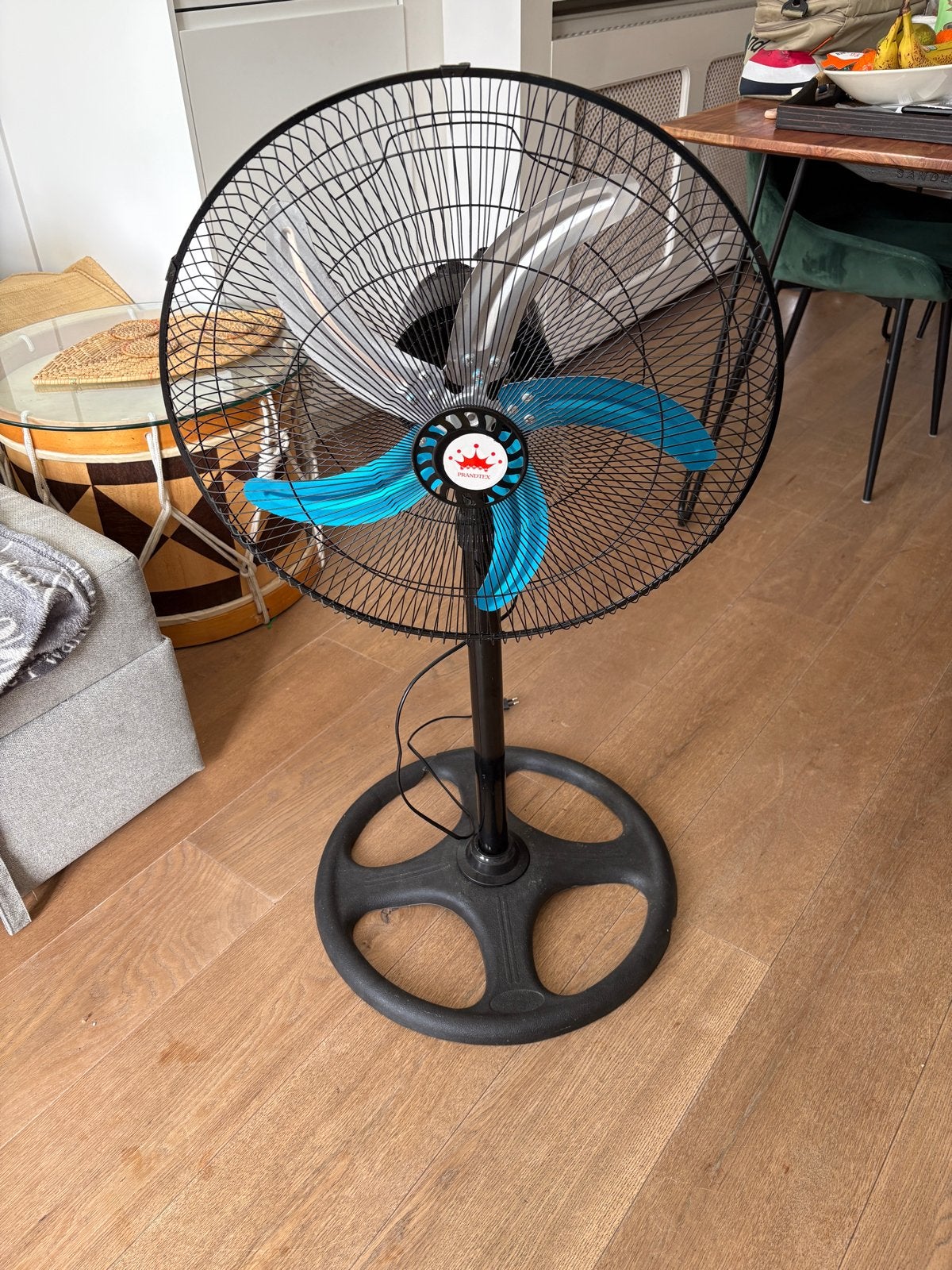 Grote statiefventilator, Witgoed en Apparatuur, Ophalen, Zo goed als nieuw, Statiefventilator