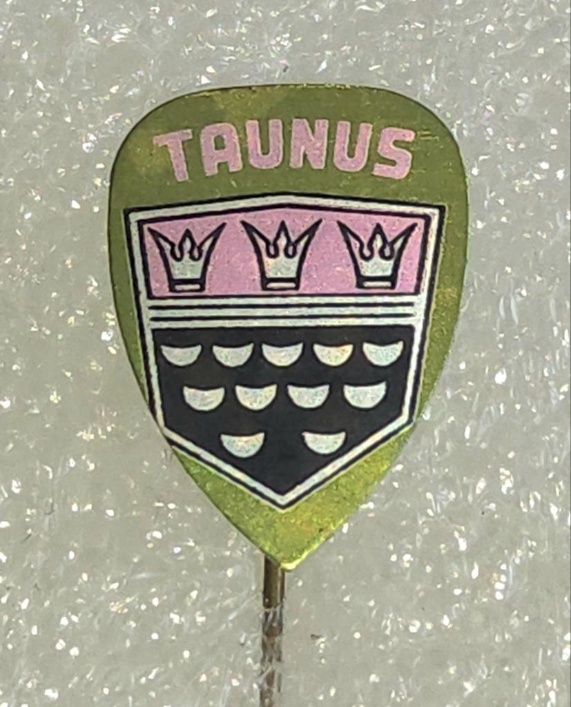 Vintage Taunus Speldje, Ophalen of Verzenden, Gebruikt, Merk, Speldje of Pin