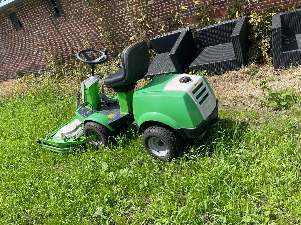 Viking MF880 zitmaaier, helemaal gereviseerd., Tuin en Terras, Grasmaaiers, Gebruikt, Benzine-grasmaaier, 50 cm of meer, Cirkelmaaier